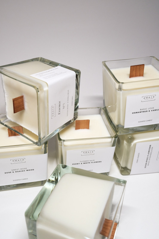 o'dore sójová svíčka ESSENCE NO.1 Santal Wood & Tonka Bean 3