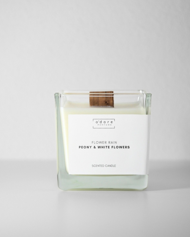 o'dore sójová svíčka FLOWER RAIN Peony & White flowers